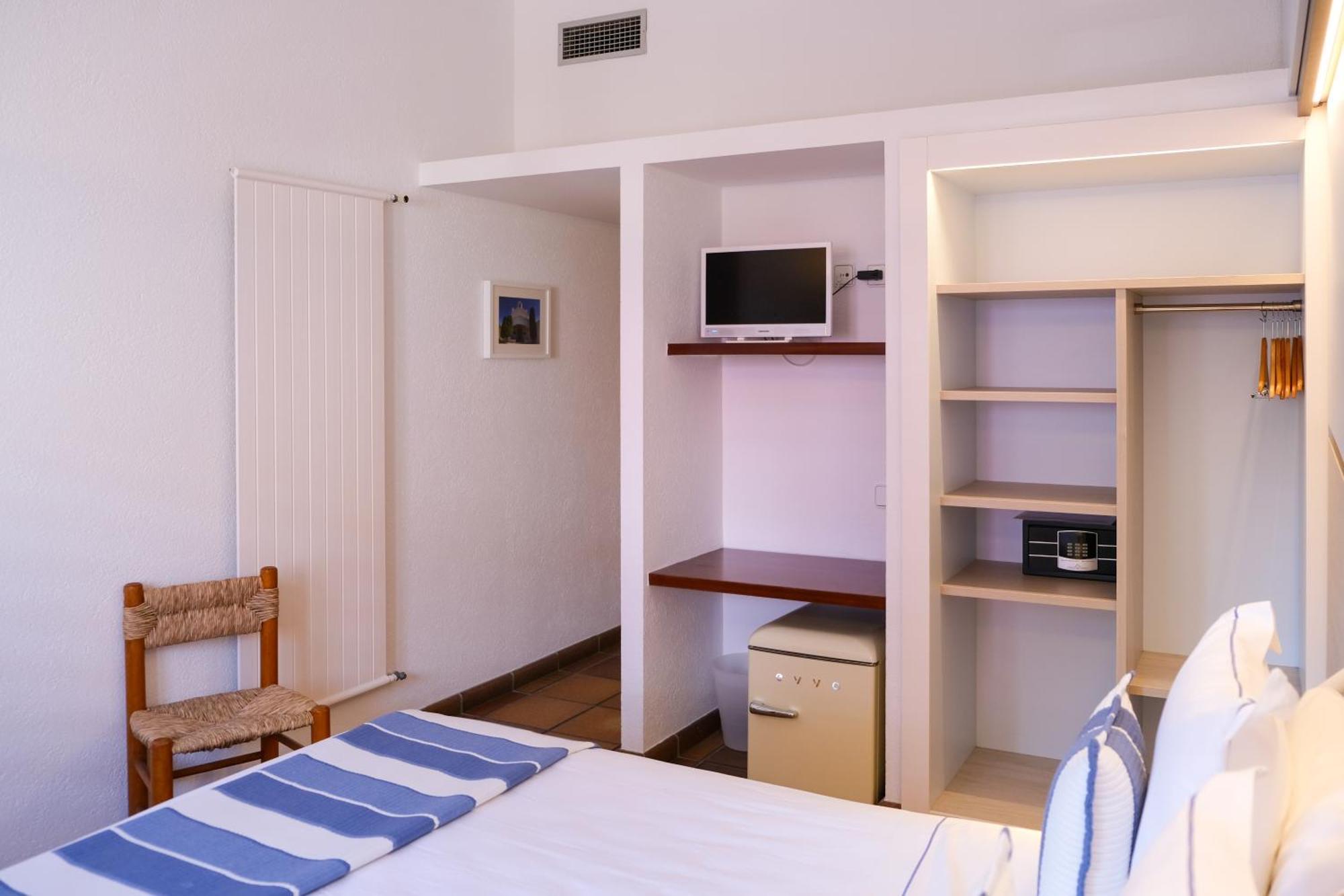 Hotel Blaumar Cadaques By Fimedhotels (Adults Only) Exterior photo